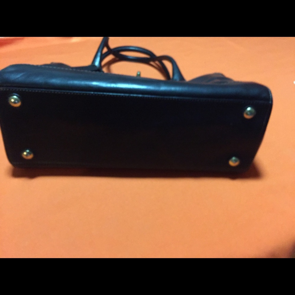 Coach purse - Picture 3 of 6